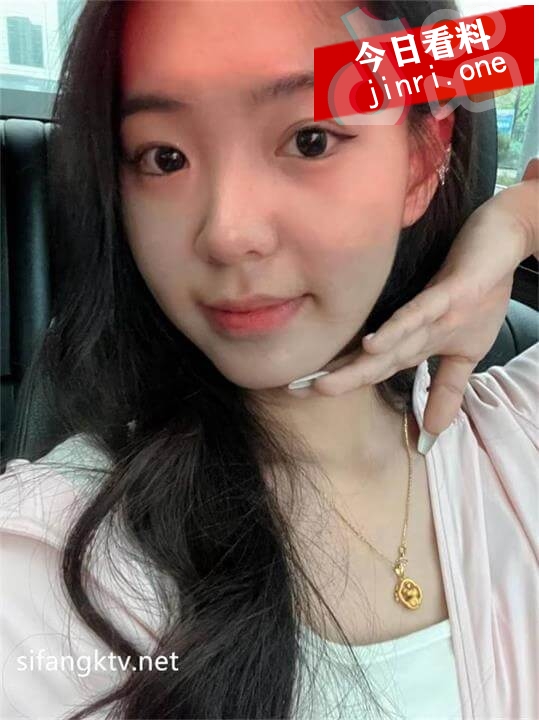 曹雅晴 2.jpg