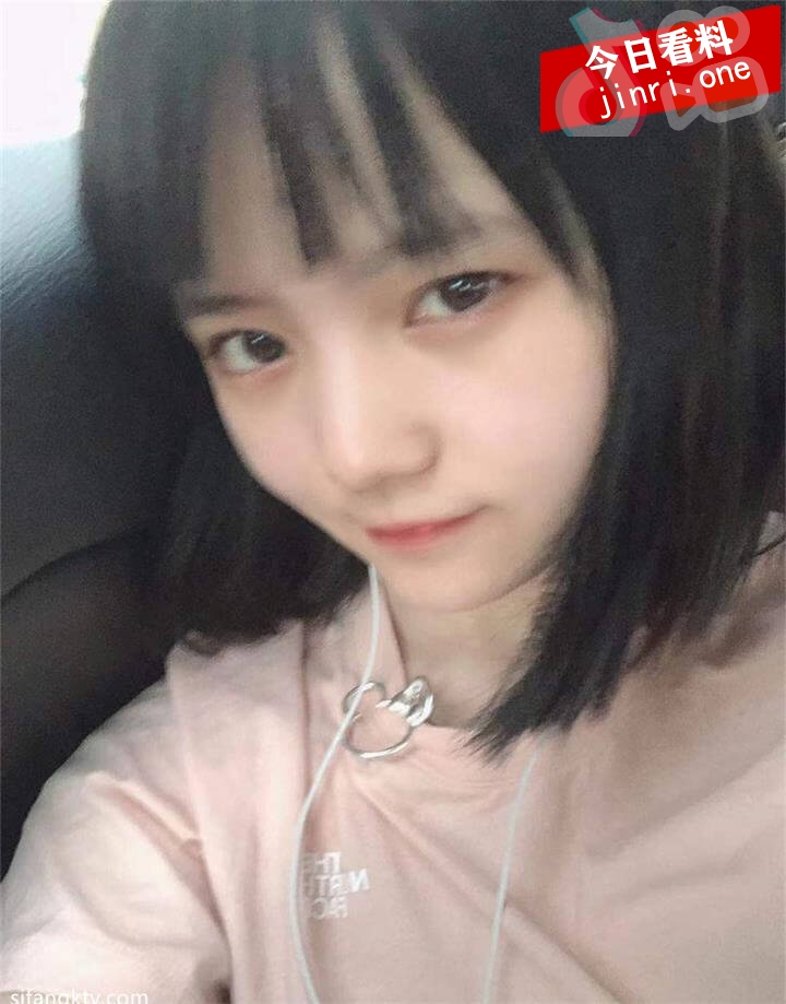 杨露露 4.jpg
