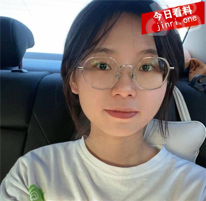唐梓欣 2.jpg