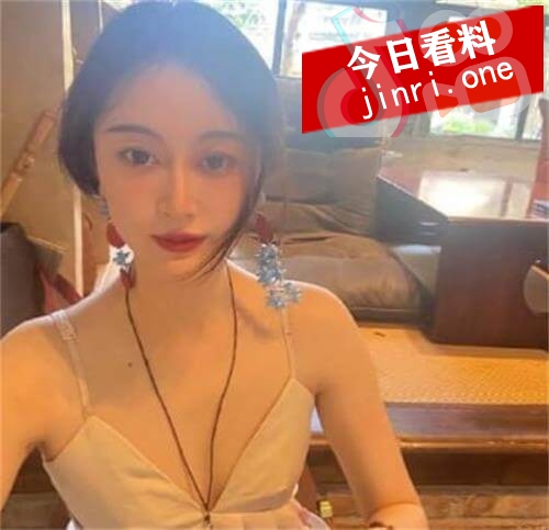 王丽莎 3.jpg