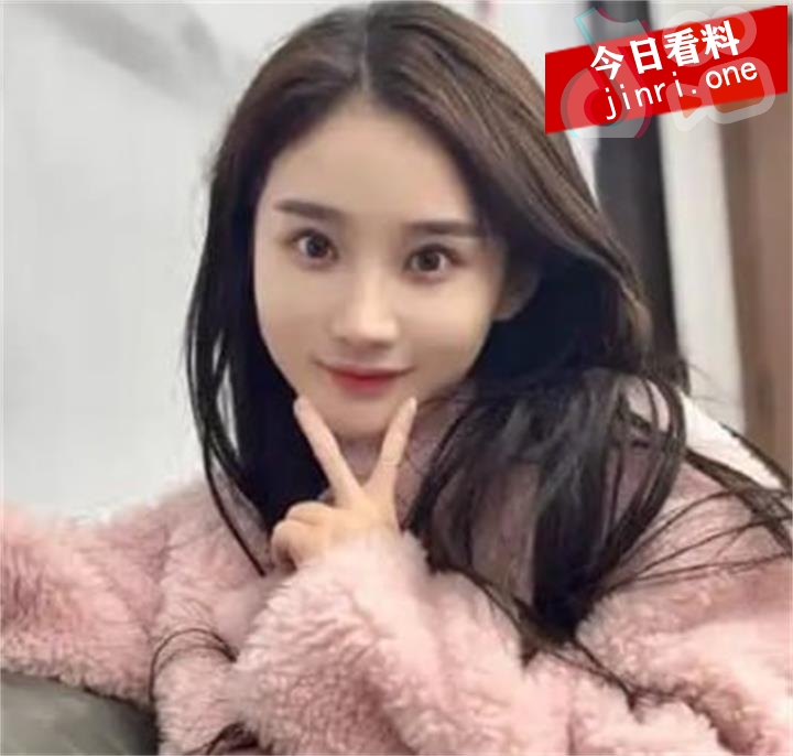沈曼 3.jpg