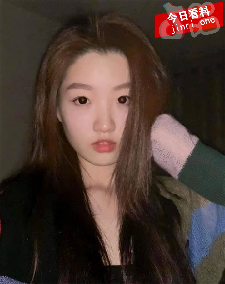 撸铁小护士 2.jpg