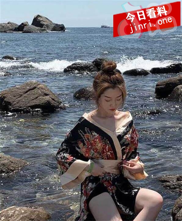 撸铁小护士 3.jpg