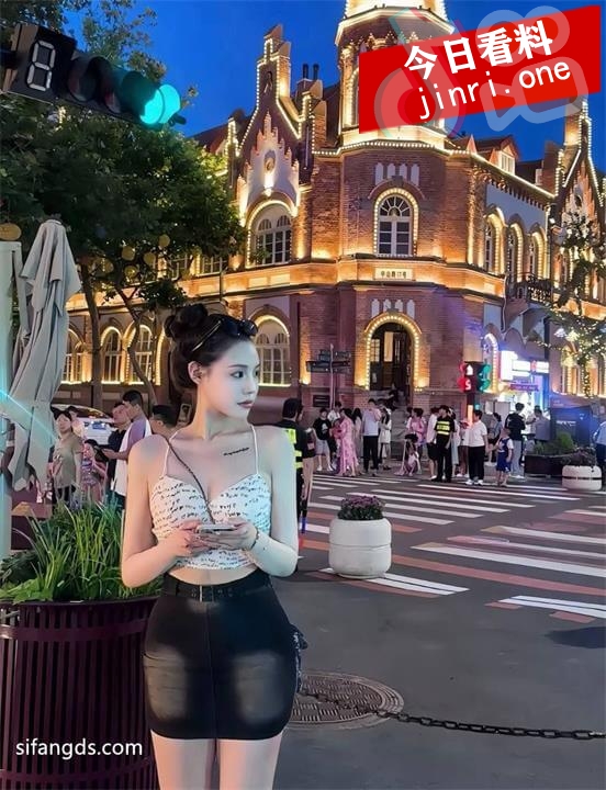 广州金贸学院 张欣兰 3.jpg