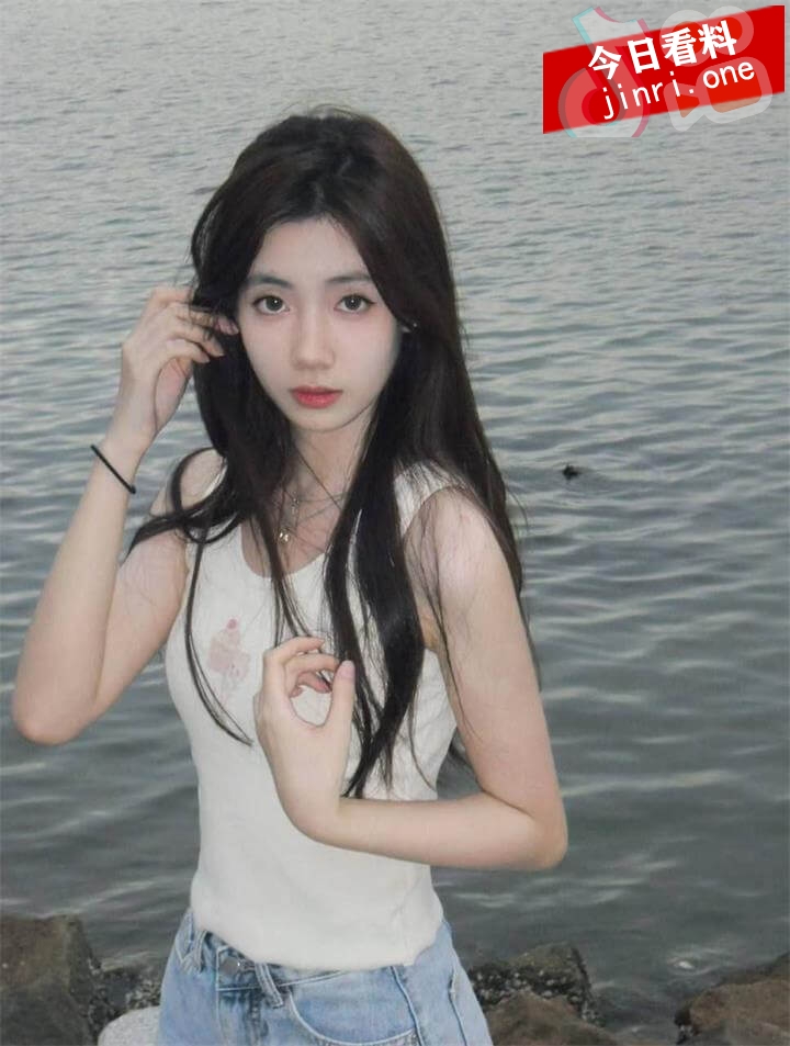 吴羽菲 4.jpg