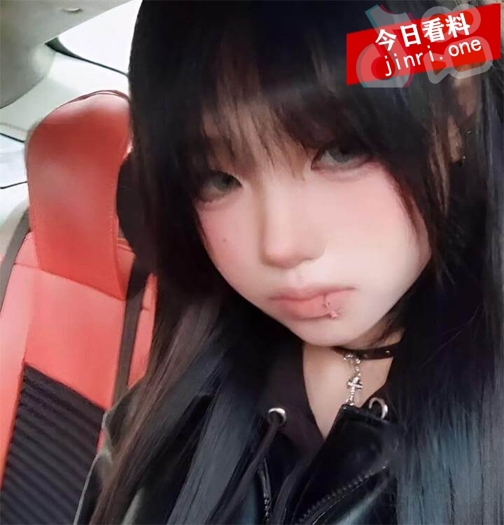 罗慧婷 2.jpg