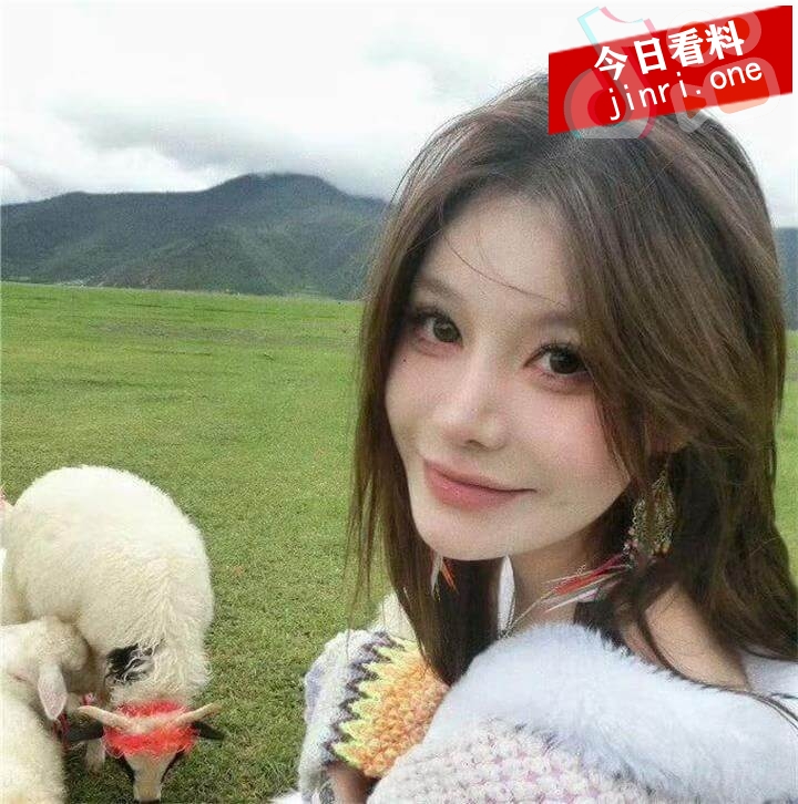 妍妍酱 4.jpg