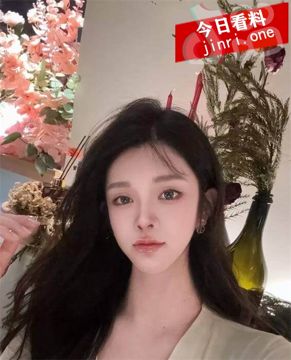 黄丽娜 3.jpg